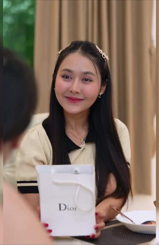 [ครบชุด] 2211145 ความลำบาก มันคัดคนรอบตัวได้ดีกว่าคำพูด