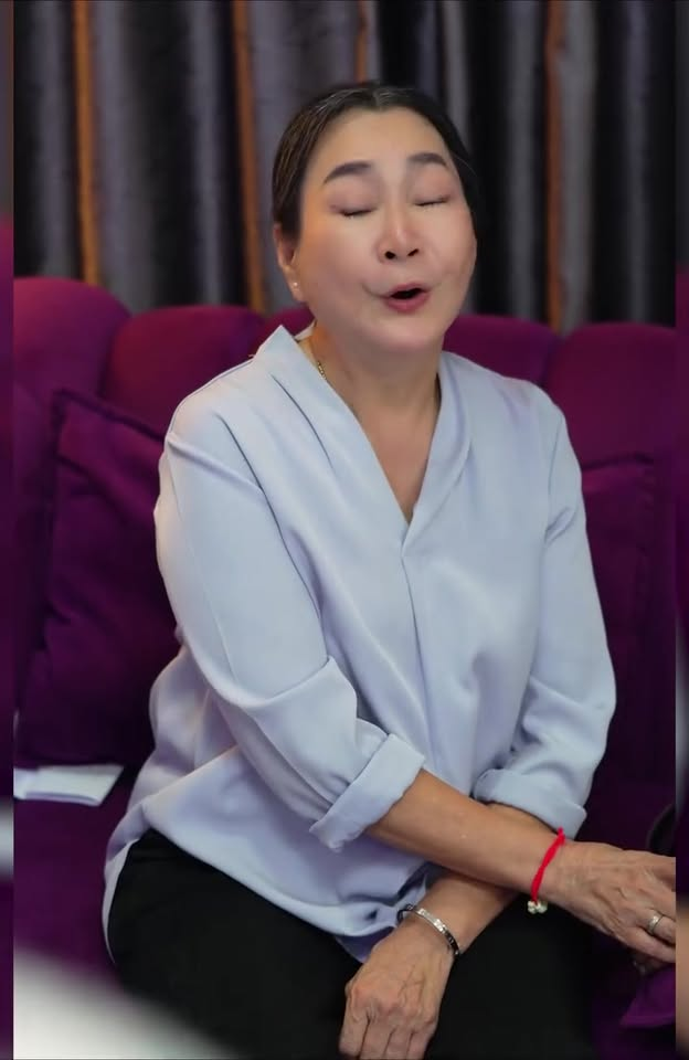 [ครบชุด] 2211153 Facebook (20)