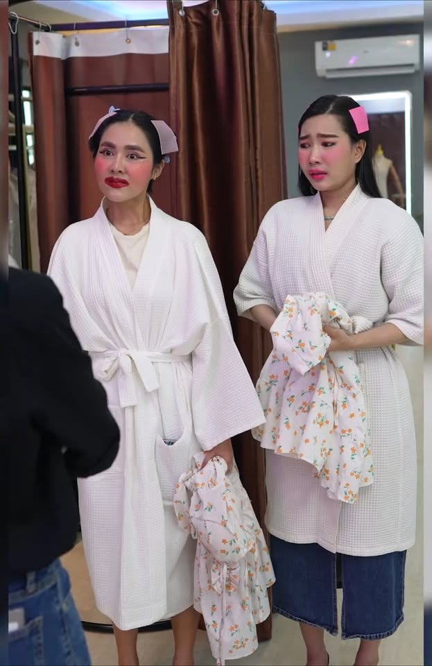 [ครบชุด] 2211184 เหลี่ยมเยอะไม่ทำให้รอด มีแต่ทำให้หมดศรัทธา