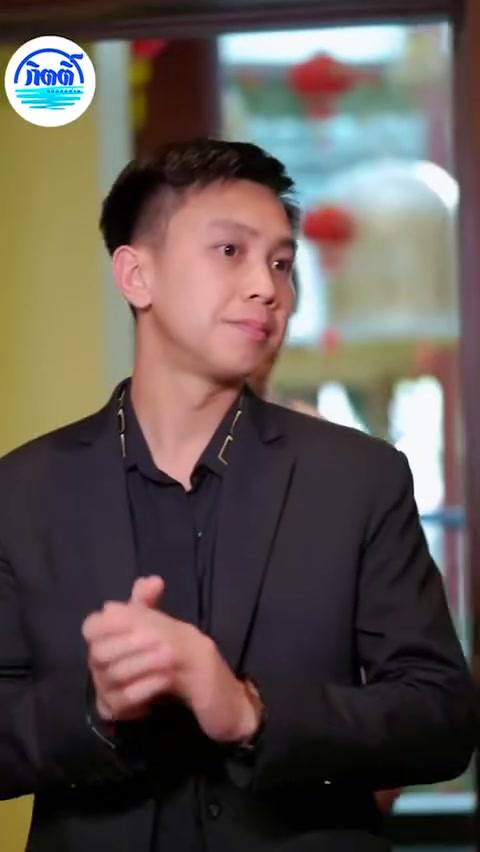 [ครบชุด] 2211037 เจอเพื่อนเป็นพนักงานเสิร์ฟ กิตติ์ จำโบ้ซีรี่ย์