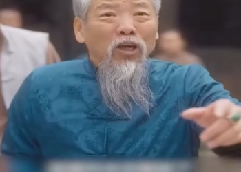 [ครบชุด] TQ11119 เด็กชายโบกมือนิดเดียว อาหารก็ปรากฏขึ้นมากมาย v