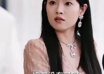 [ครบชุด] TQ11151 อยู่ดีๆ ก็โผล่มาทั้งกลุ่ม เธอซ่อนอะไรไว้กันแน่