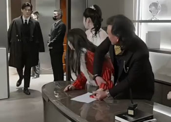 [ครบชุด] TQ11161 พี่สะใภ้สุดแกร่ง ฟาดคืนทั้งตระกูลผัวไม่ไว้หน้าใครเลย