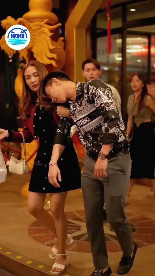 [ครบชุด] 2211007 เพื่อนไม่ได้วัดกันที่ฐานะ