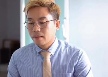 [ครบชุด] 1211109 หัวหน้าร้องไห้ แค่เพราะจะลาไปหาแฟน