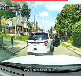 Cops Realize Psycho Daughters Car Is Filled With Bodies
